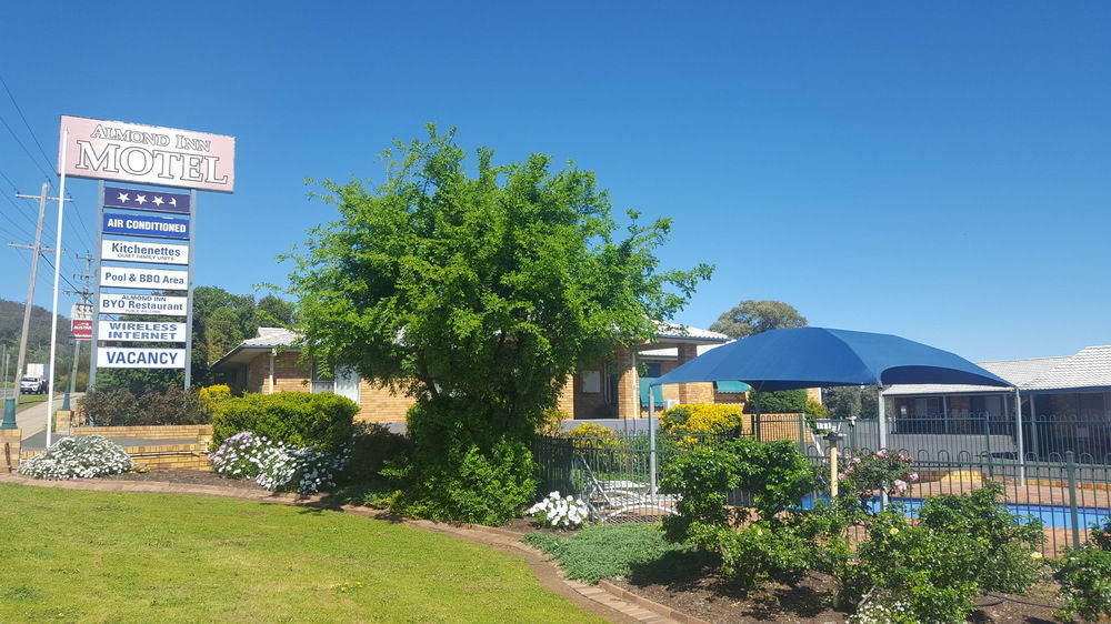 Almond Inn Tamworth Esterno foto