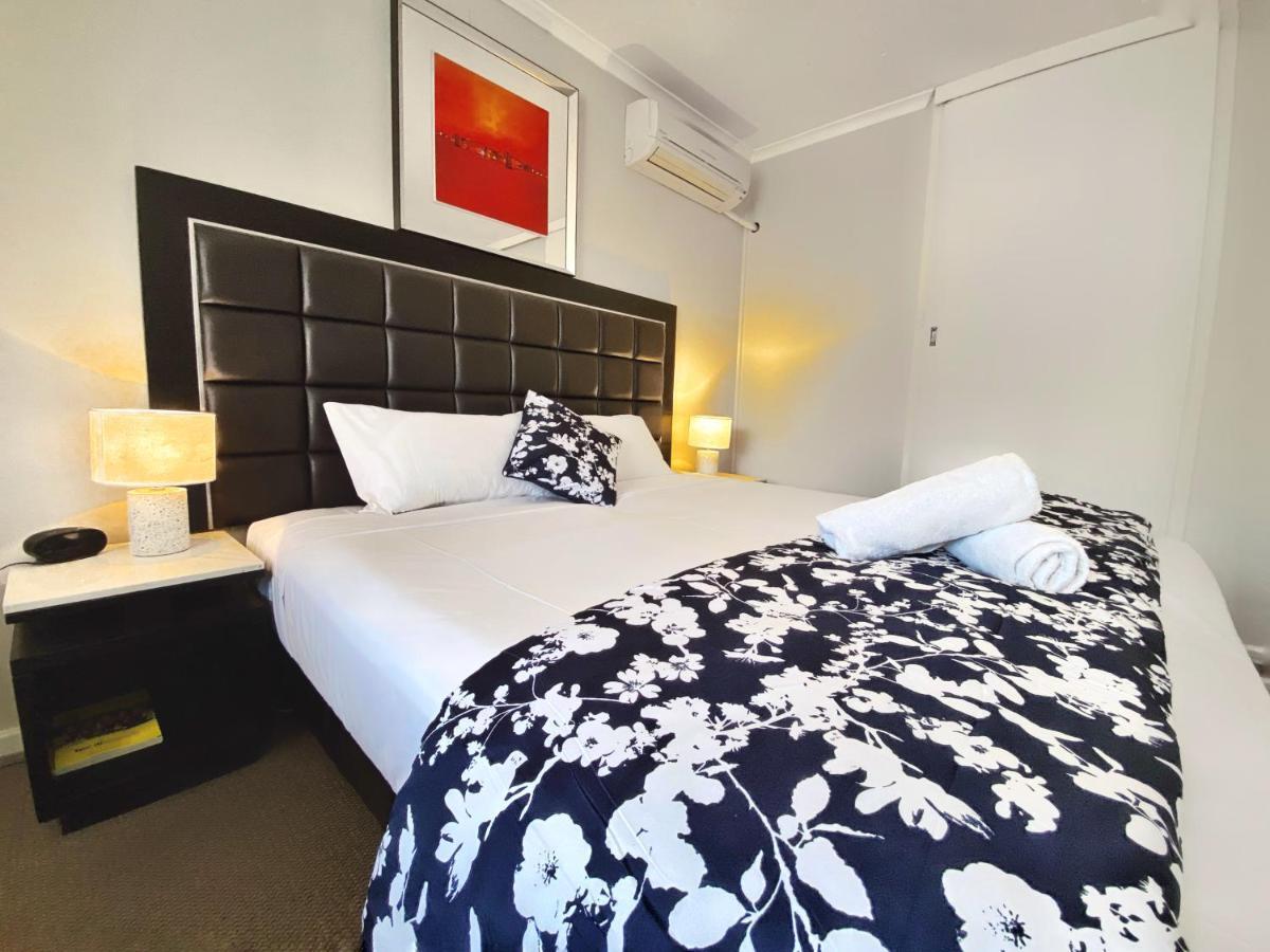 Almond Inn Tamworth Esterno foto